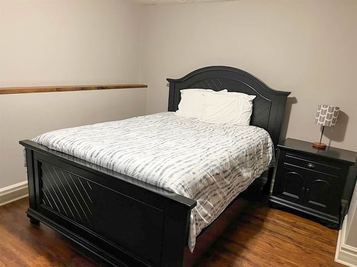 Долу BR3 с двойно легло queen size