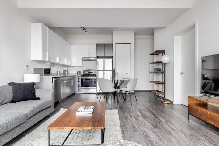 Blueground | Logan Sq, gym, roof, 1 block to L gallery image 3