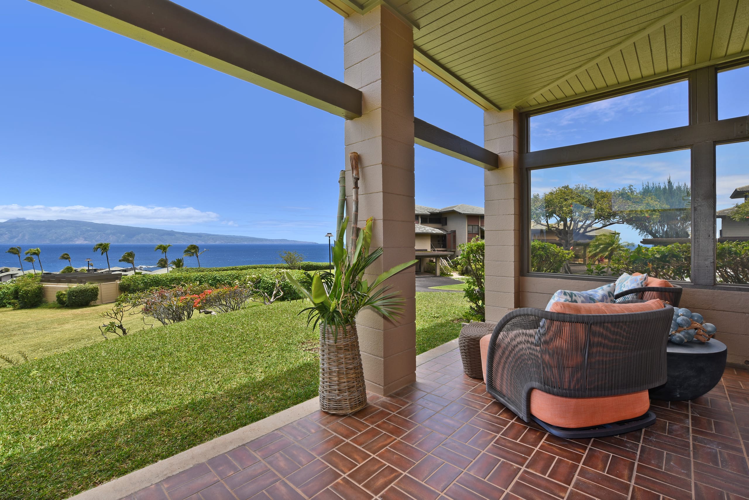 Condo in Lahaina · ★5.0 · 2 bedrooms · 4 beds · 3 baths - Image 30