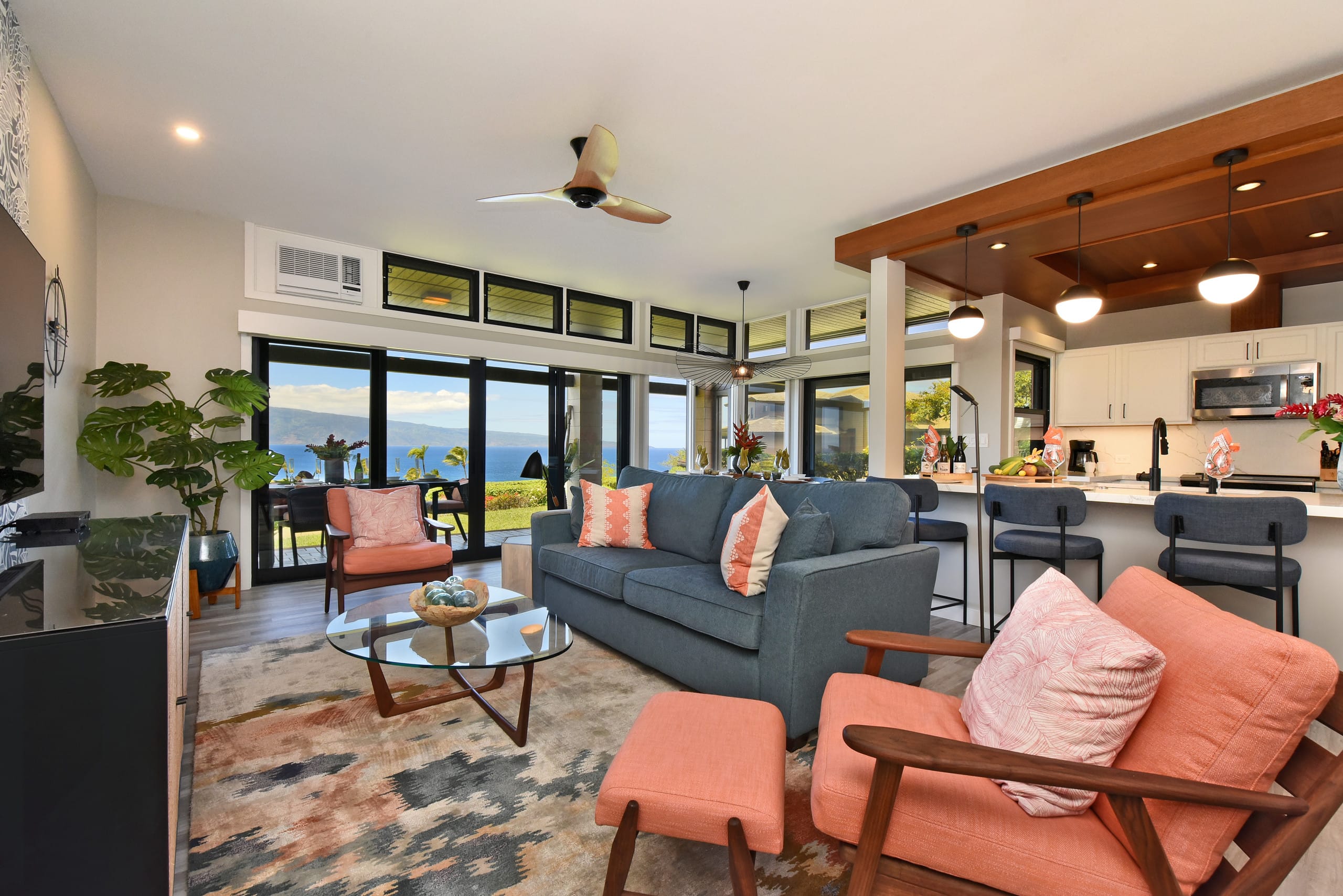 Condo in Lahaina · ★5.0 · 2 bedrooms · 4 beds · 3 baths - Image 3