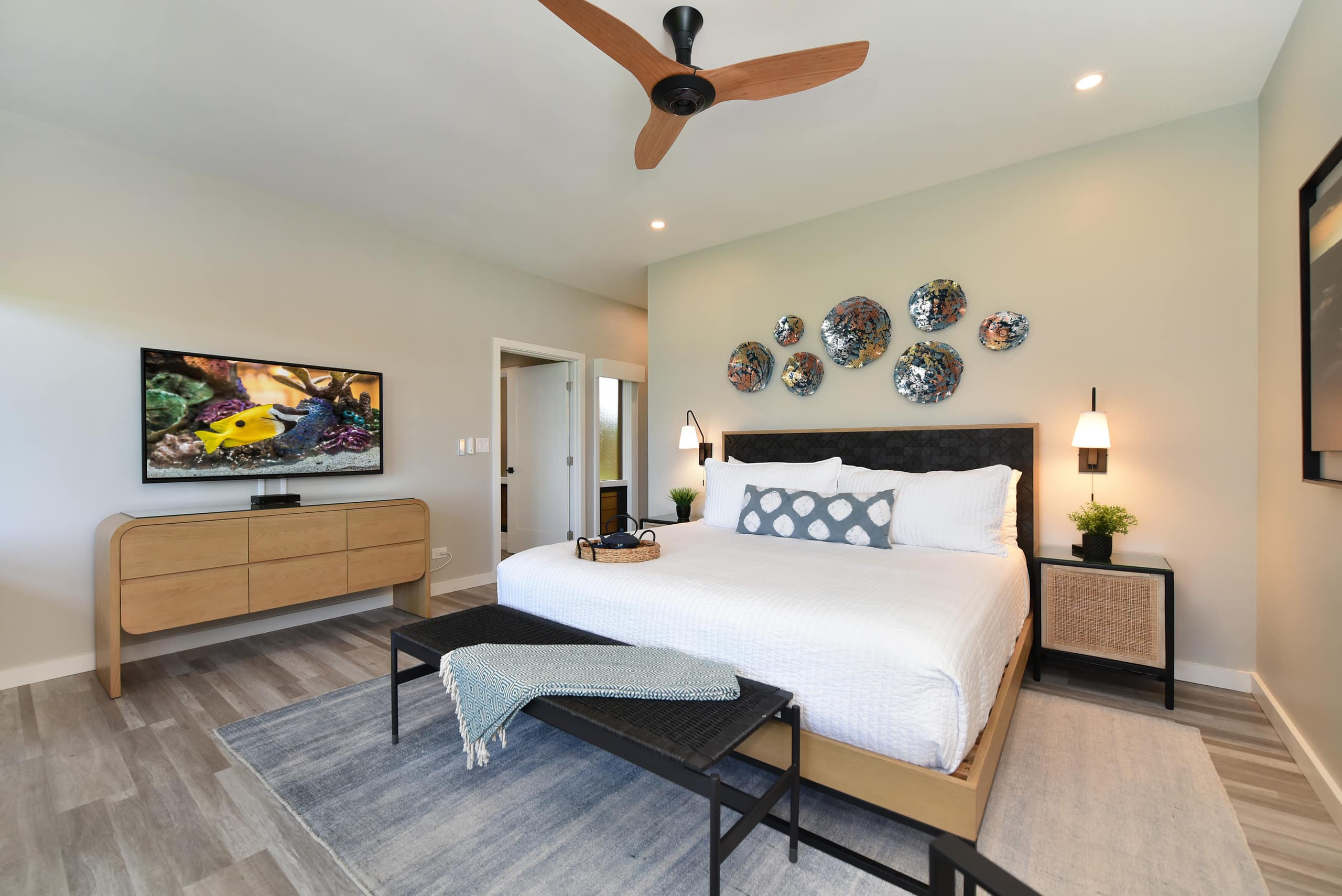 Condo in Lahaina · ★5.0 · 2 bedrooms · 4 beds · 3 baths - Image 12