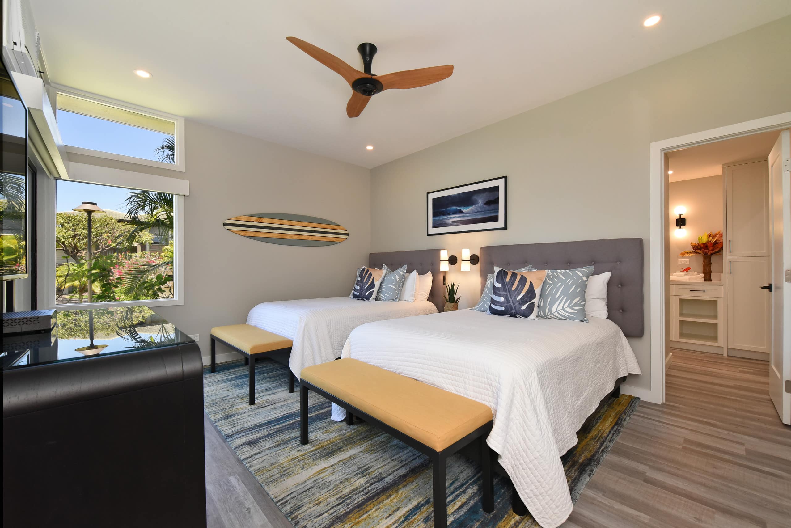 Condo in Lahaina · ★5.0 · 2 bedrooms · 4 beds · 3 baths - Image 16