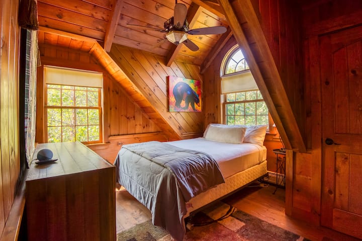 Спалня №3 на горния етаж - двойно легло