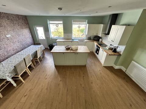 Beautiful Victorian house 2 minutes from the beach