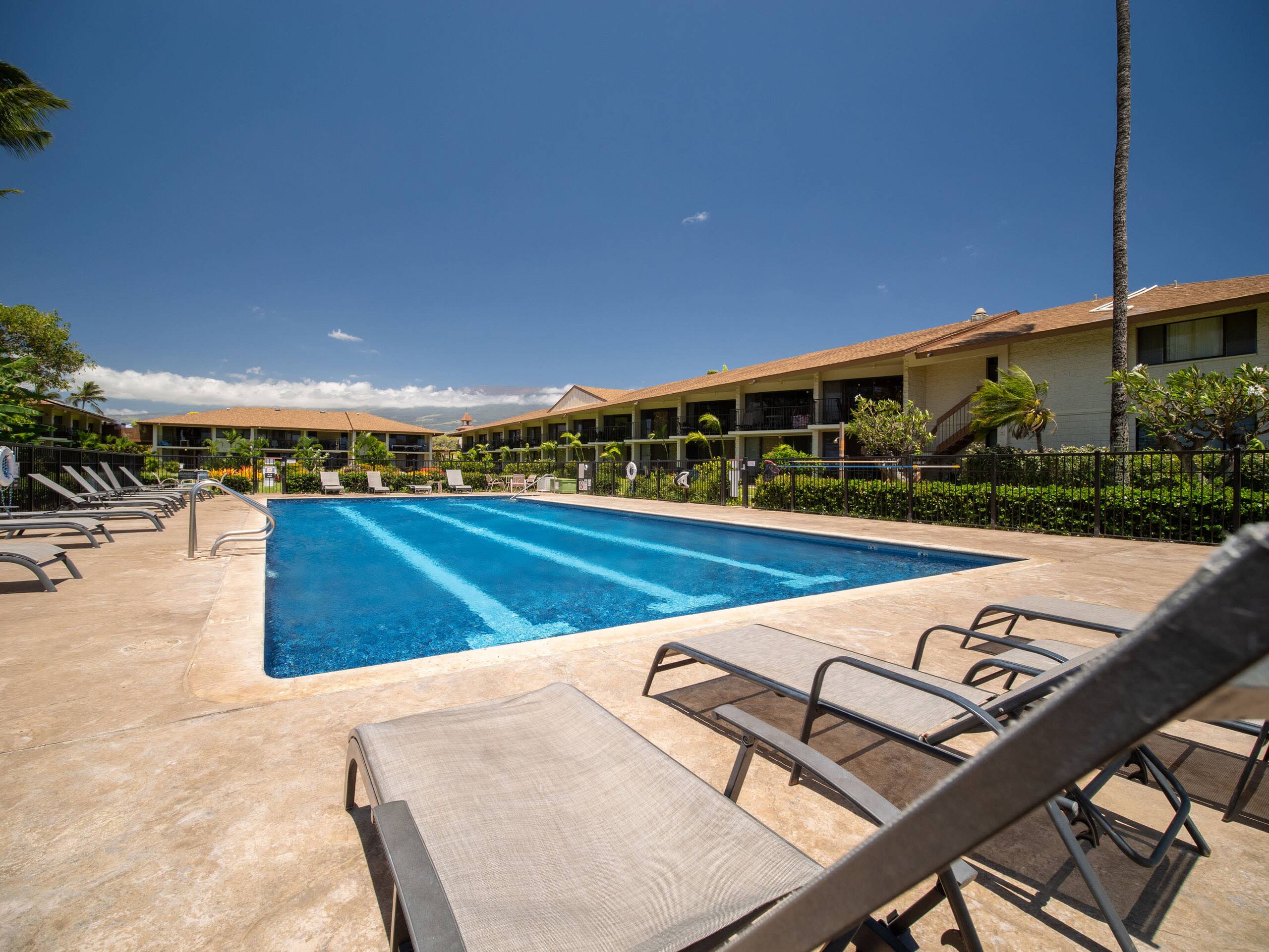 Condo in Kihei · ★4.96 · 1 bedroom · 2 beds · 1 bath - Image 28