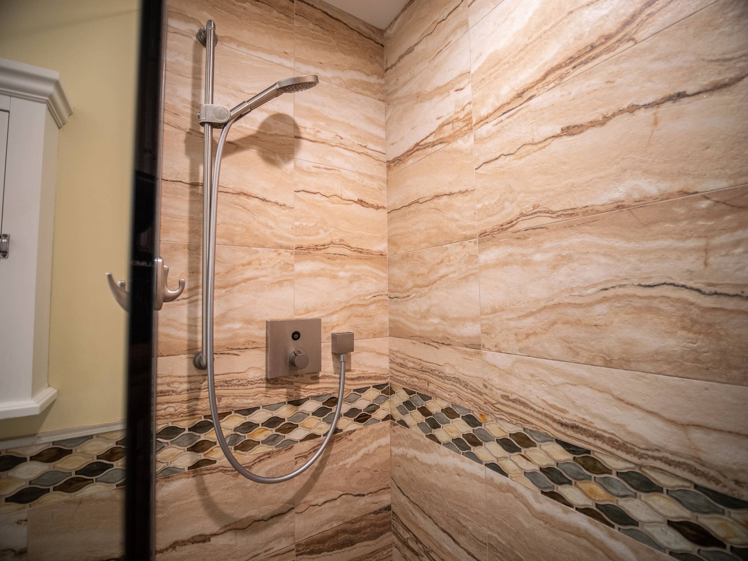 Condo in Kihei · ★4.96 · 1 bedroom · 2 beds · 1 bath - Image 19