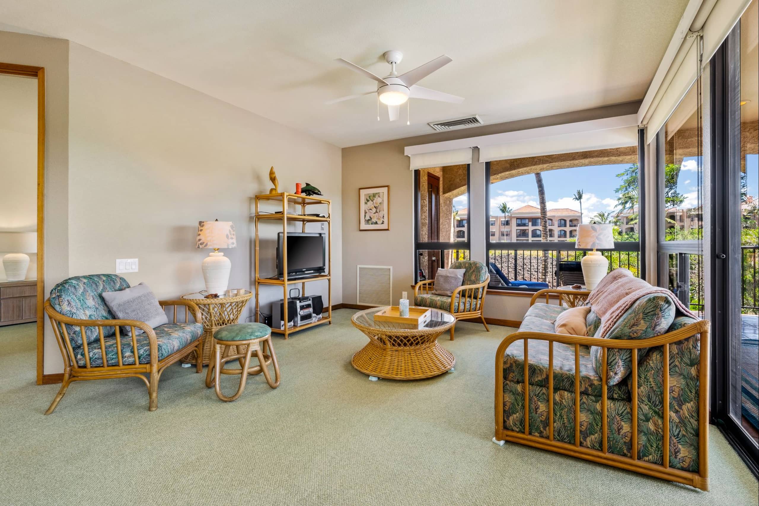 Kohala Coast condo w/ golf views and lanai - Photo 4