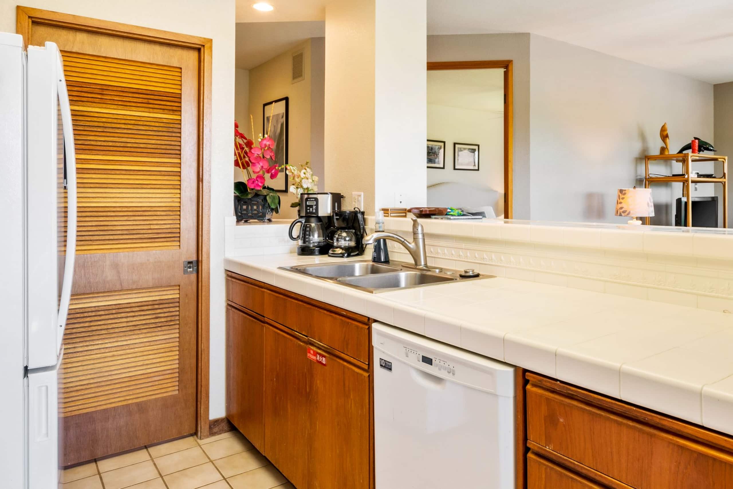 Kohala Coast condo w/ golf views and lanai - Photo 11