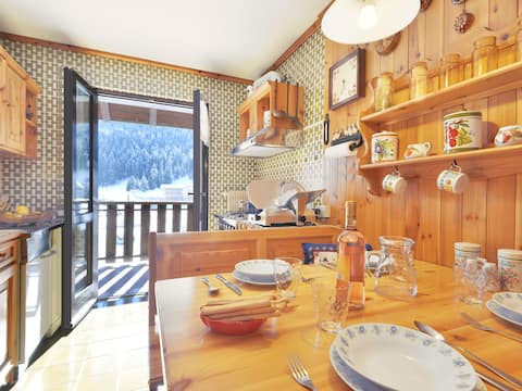 Popular Airbnb listing: Condominium at the Park by Interhome in Canazei