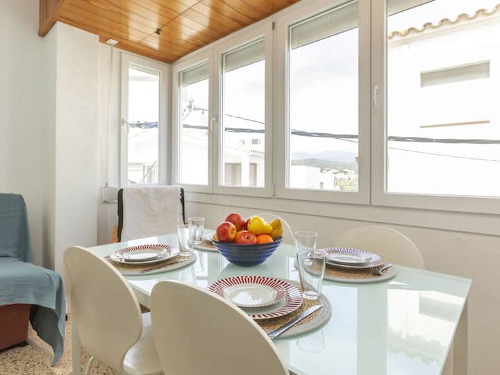 Blue Ocean By Interhome - Llançà