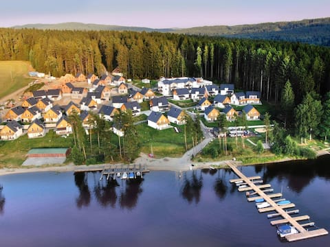 Lakeside Village 8 (+ sauna) by Interhome