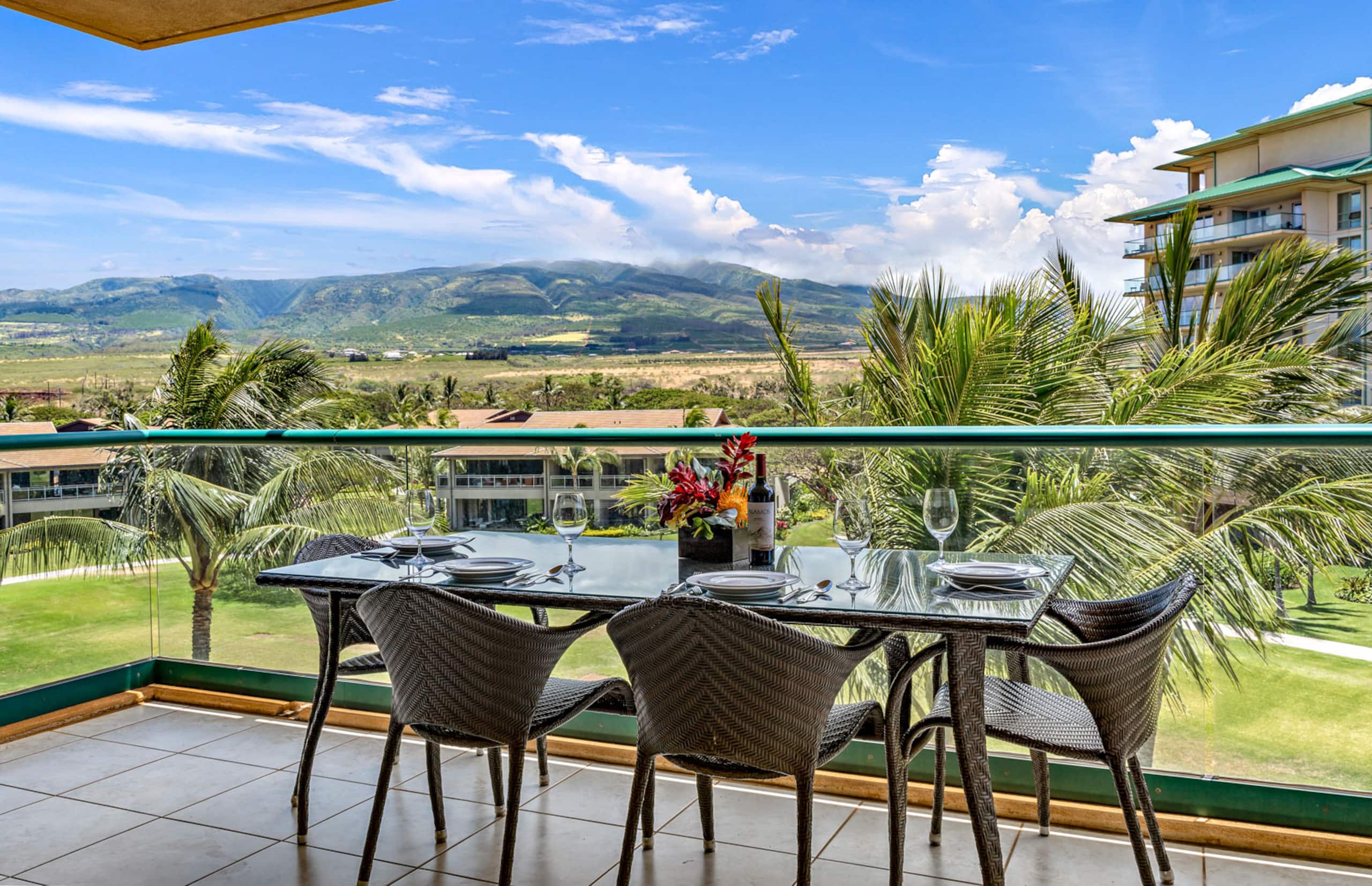 Condo in Lahaina · ★4.85 · 2 bedrooms · 3 beds · 2 baths - Image 3