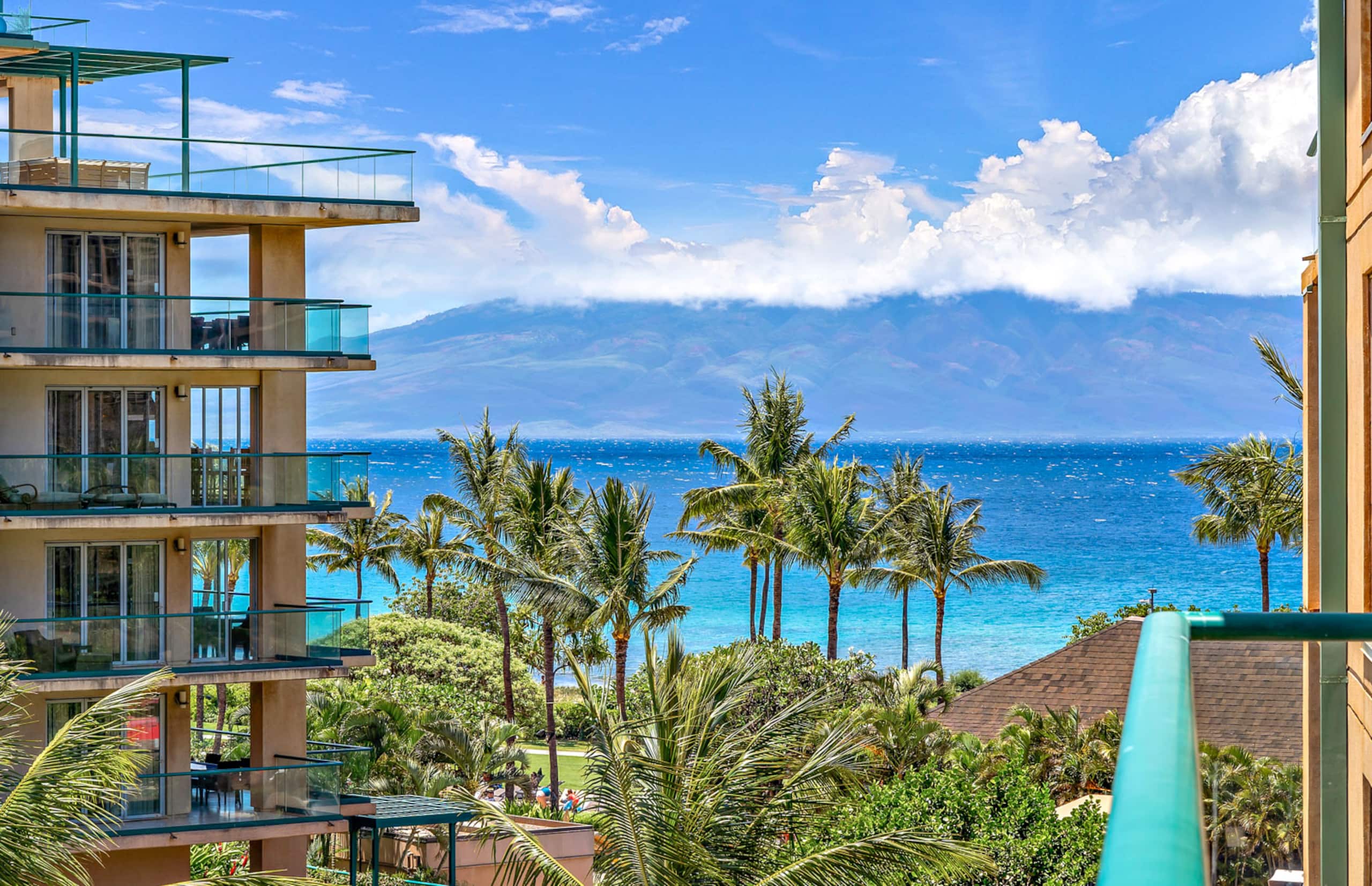 Condo in Lahaina · ★4.85 · 2 bedrooms · 3 beds · 2 baths - Image 14
