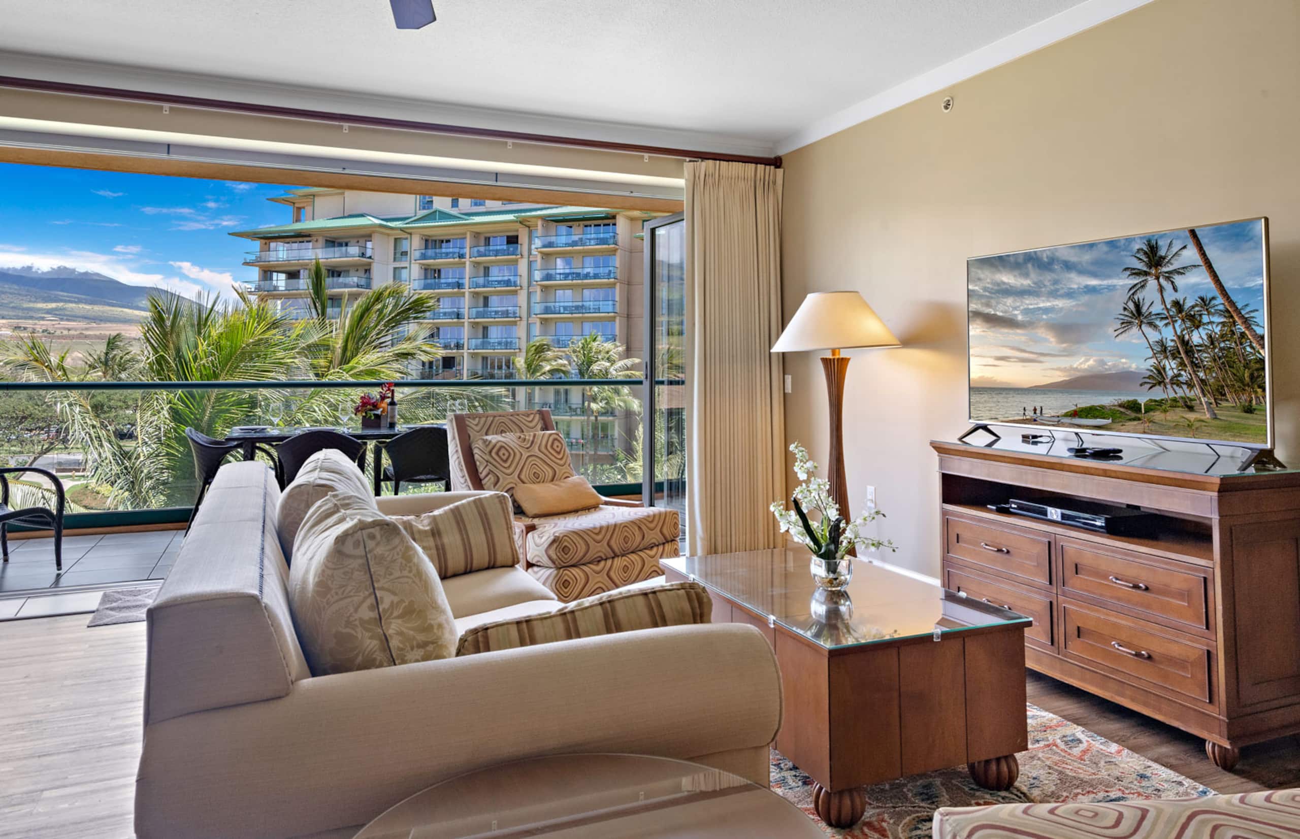 Condo in Lahaina · ★4.85 · 2 bedrooms · 3 beds · 2 baths - Image 7