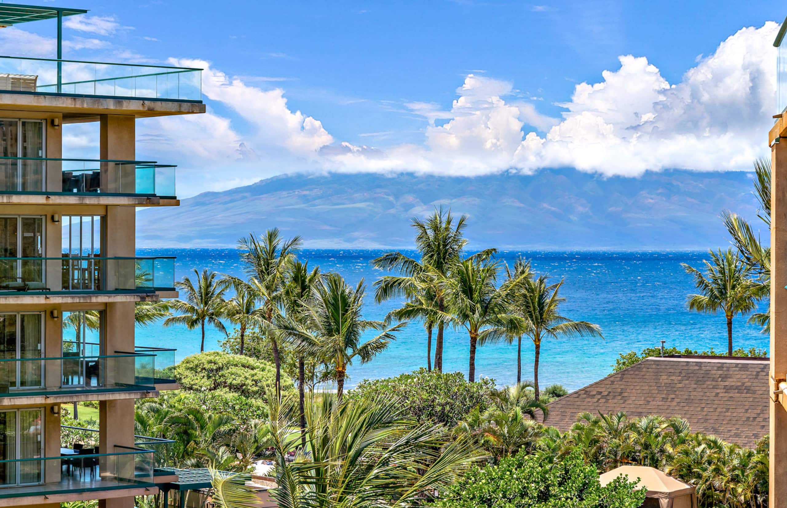 Condo in Lahaina · ★4.85 · 2 bedrooms · 3 beds · 2 baths - Image 1
