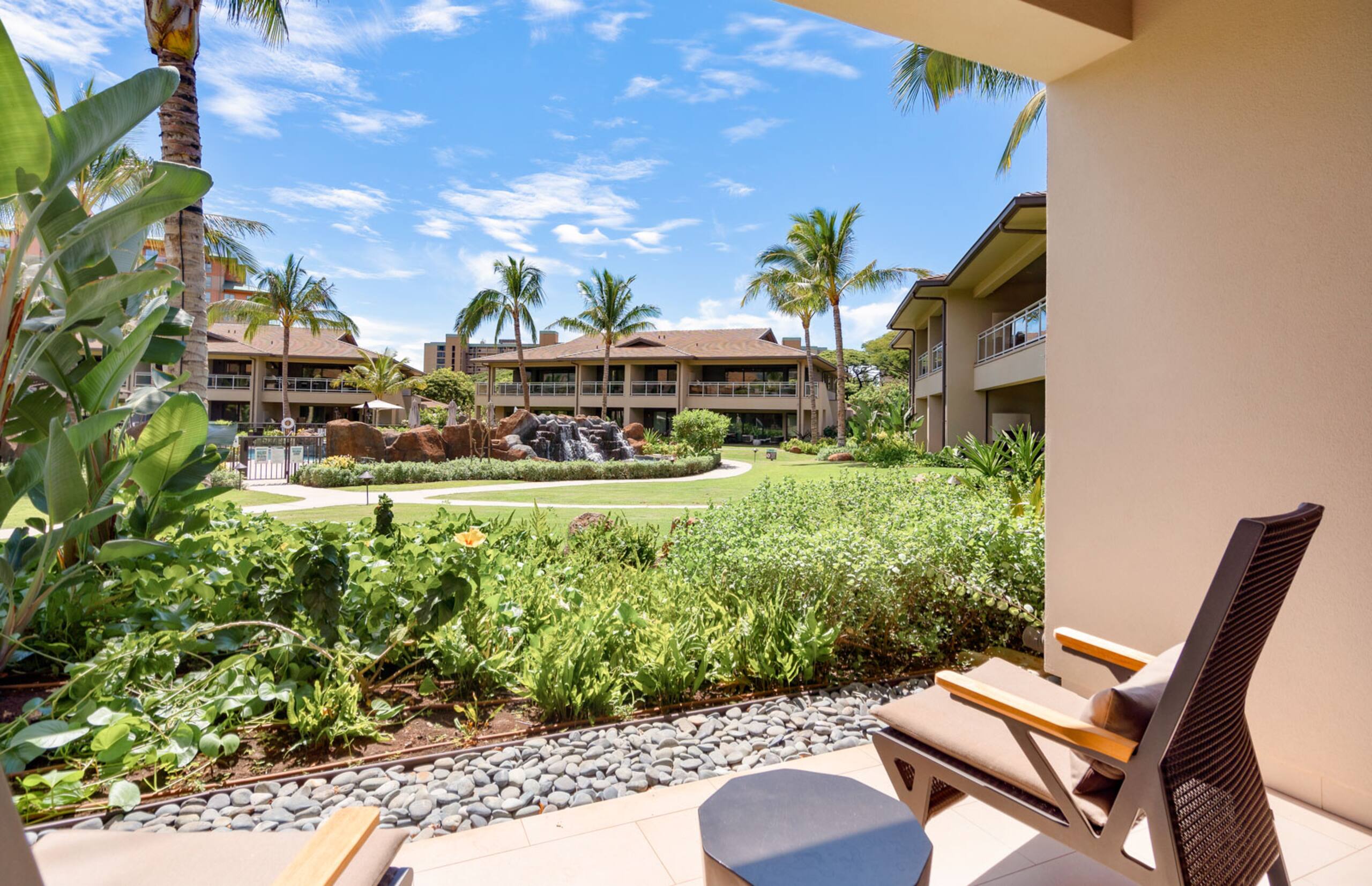 Condo in Lahaina · ★4.43 · 3 bedrooms · 4 beds · 3 baths - Image 22