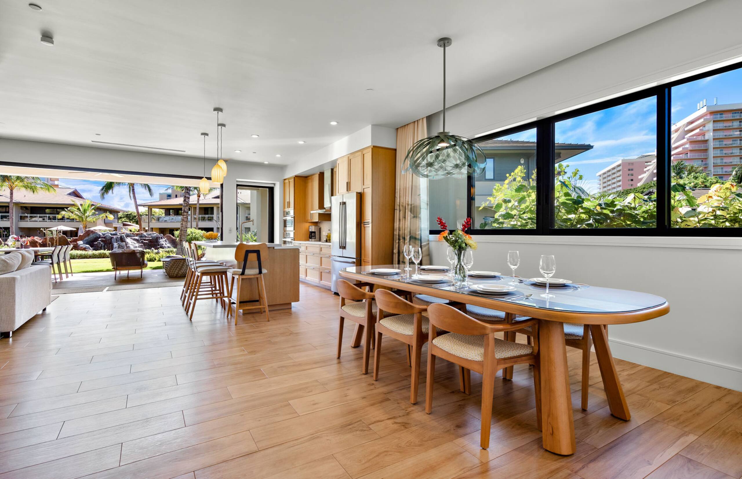 Condo in Lahaina · ★4.43 · 3 bedrooms · 4 beds · 3 baths - Image 10