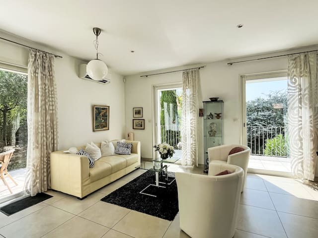 Hannah - Interhome Group managed Airbnb listing 3