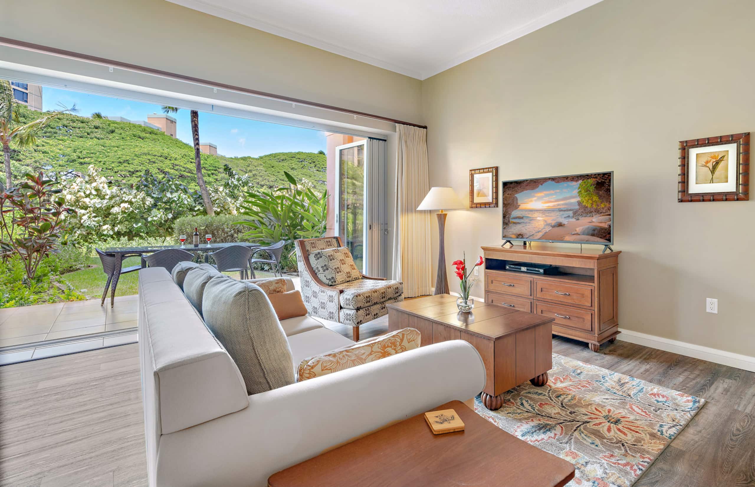 Condo in Lahaina · ★4.84 · 1 bedroom · 2 beds · 1 bath - Image 5