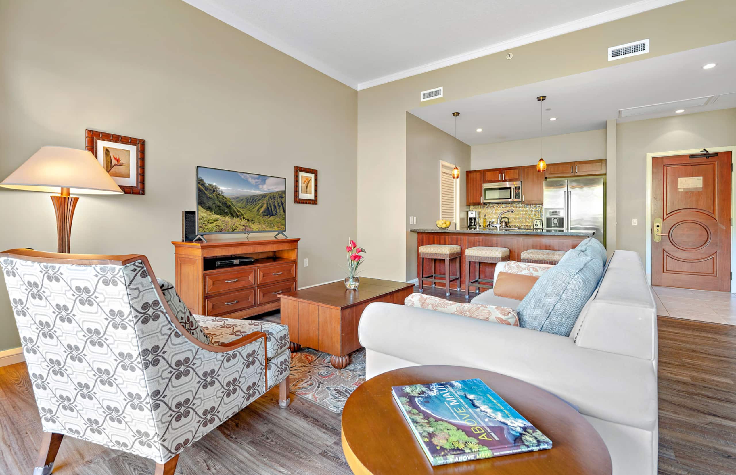 Condo in Lahaina · ★4.84 · 1 bedroom · 2 beds · 1 bath - Image 6