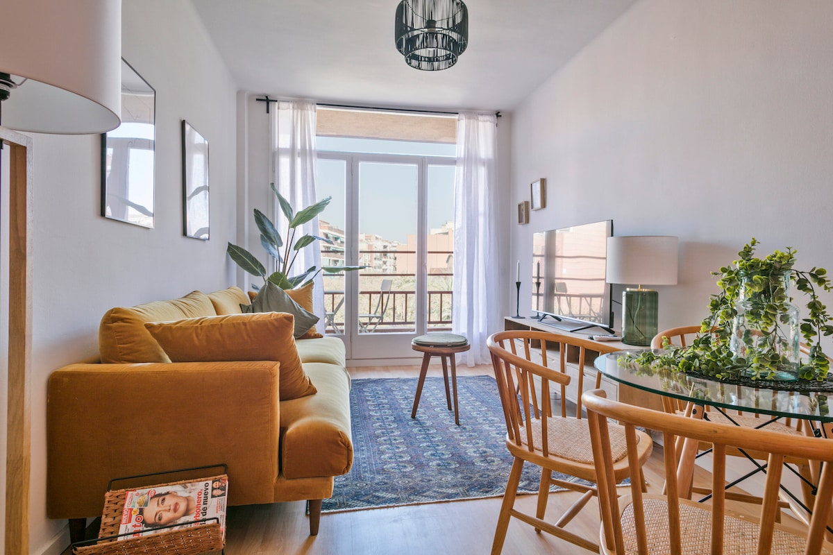 Successful Airbnb property: Plaza Espana Urban - Habitat Apartments in Hostafrancs