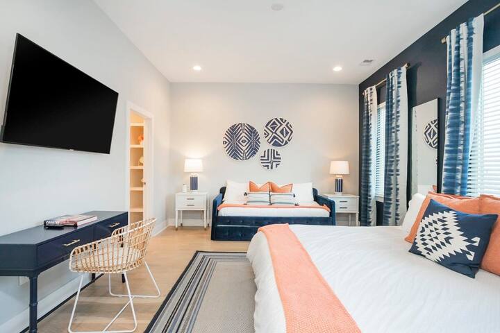 2 Side by Side Homes with Rooftops gallery image 3