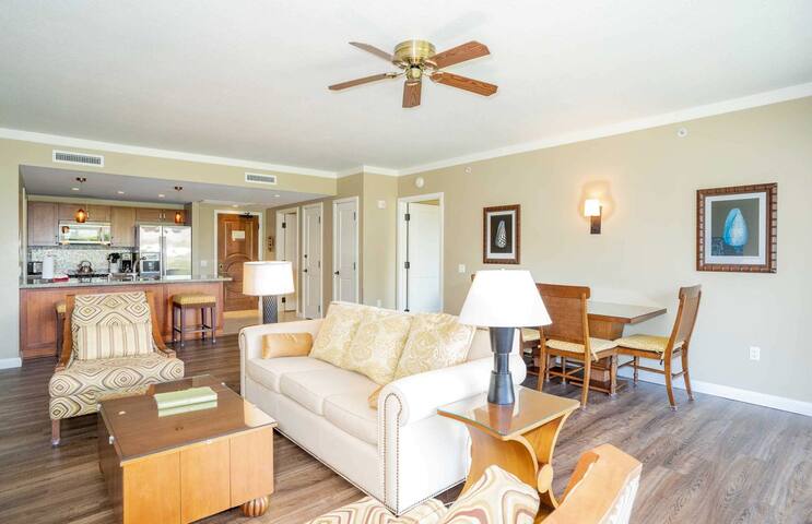 Maui Resort Rentals: Honua Kai 3BR+Den gallery image 2