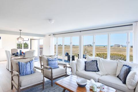 Dreamy Water Views w/ Beach Access!