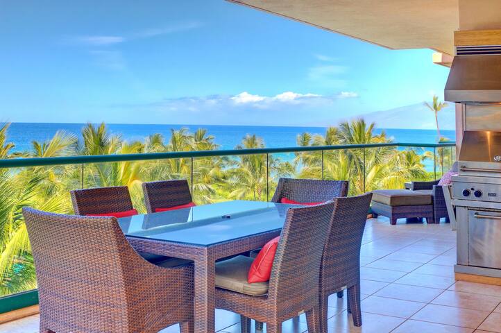 Maui Resort Rentals: Honua Kai 6BR+DEN gallery image 2
