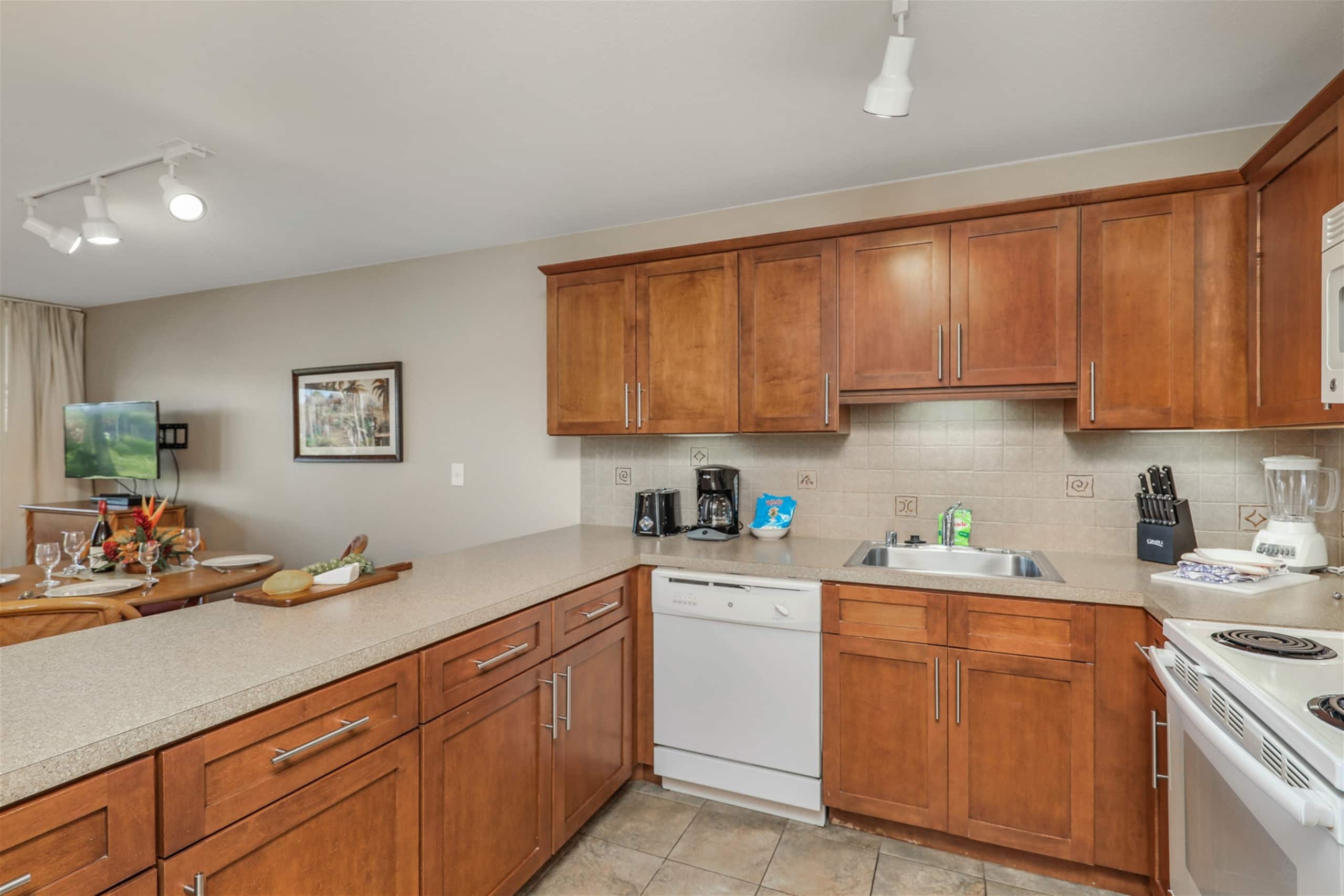 Condo in Kapaa · ★4.69 · 1 bedroom · 1 bed · 1 shared bath - Image 3
