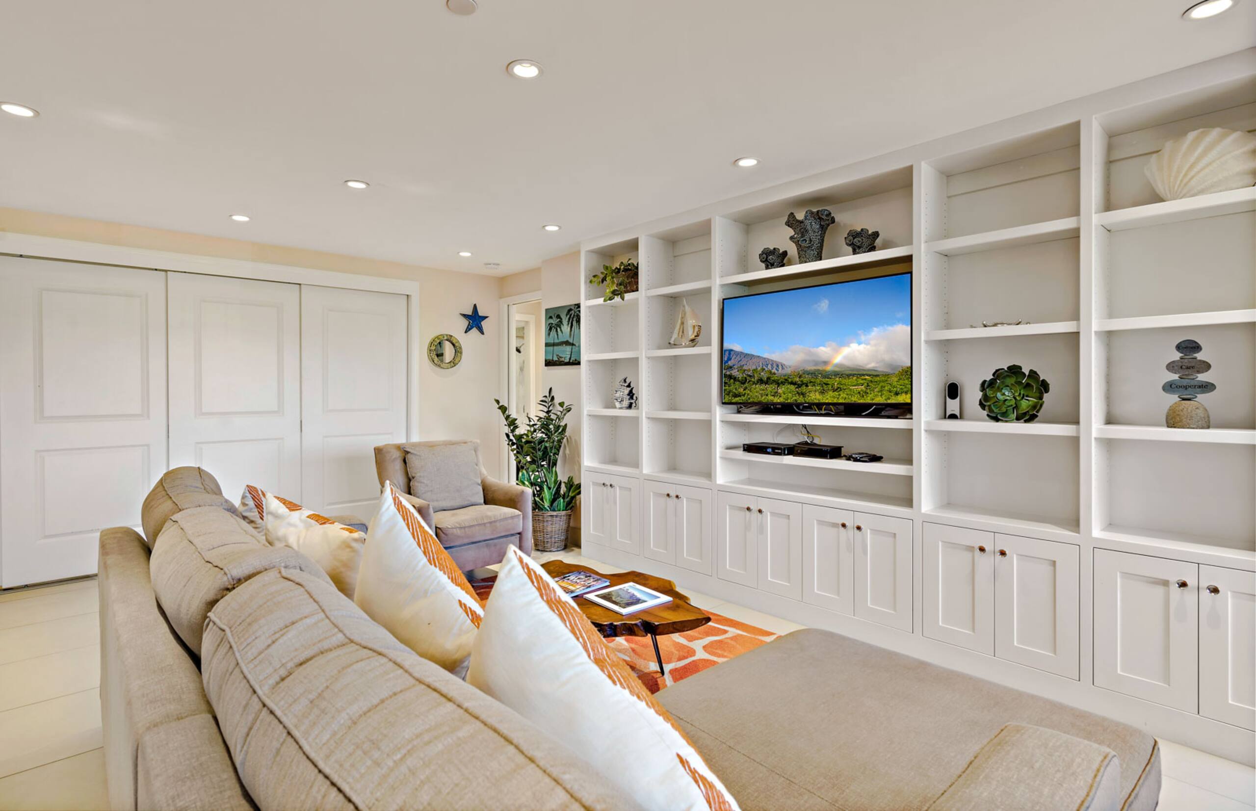 Condo in Lahaina · ★4.88 · 2 bedrooms · 3 beds · 2 baths - Image 12