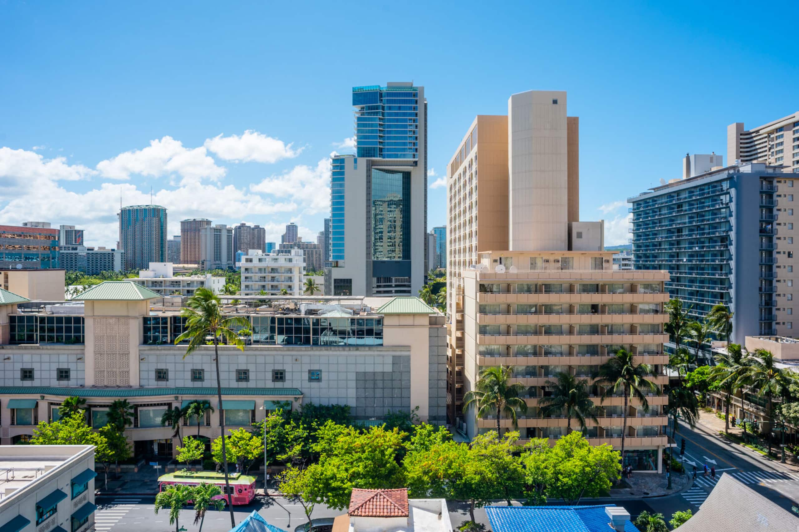 Condo in Honolulu · ★4.84 · 1 bedroom · 1 bed · 1 private bath - Image 17