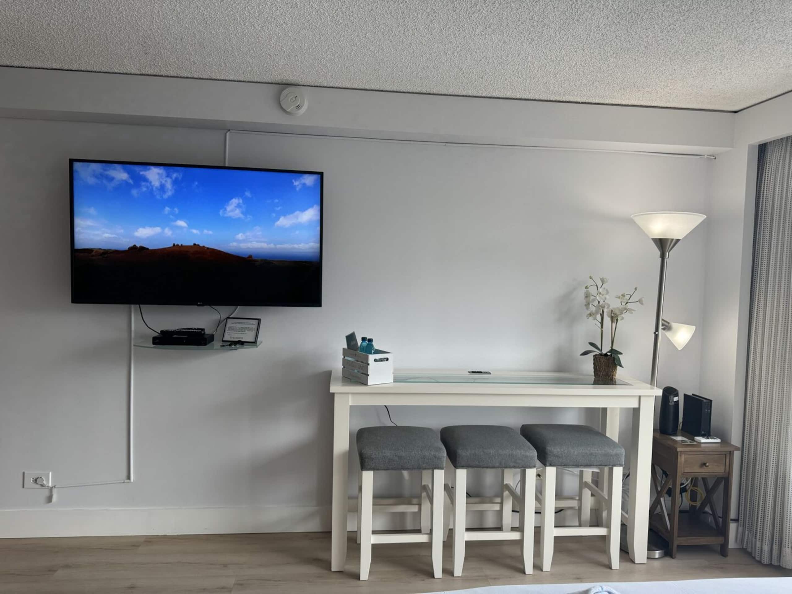 Condo in Honolulu · ★4.84 · 1 bedroom · 1 bed · 1 private bath - Image 6