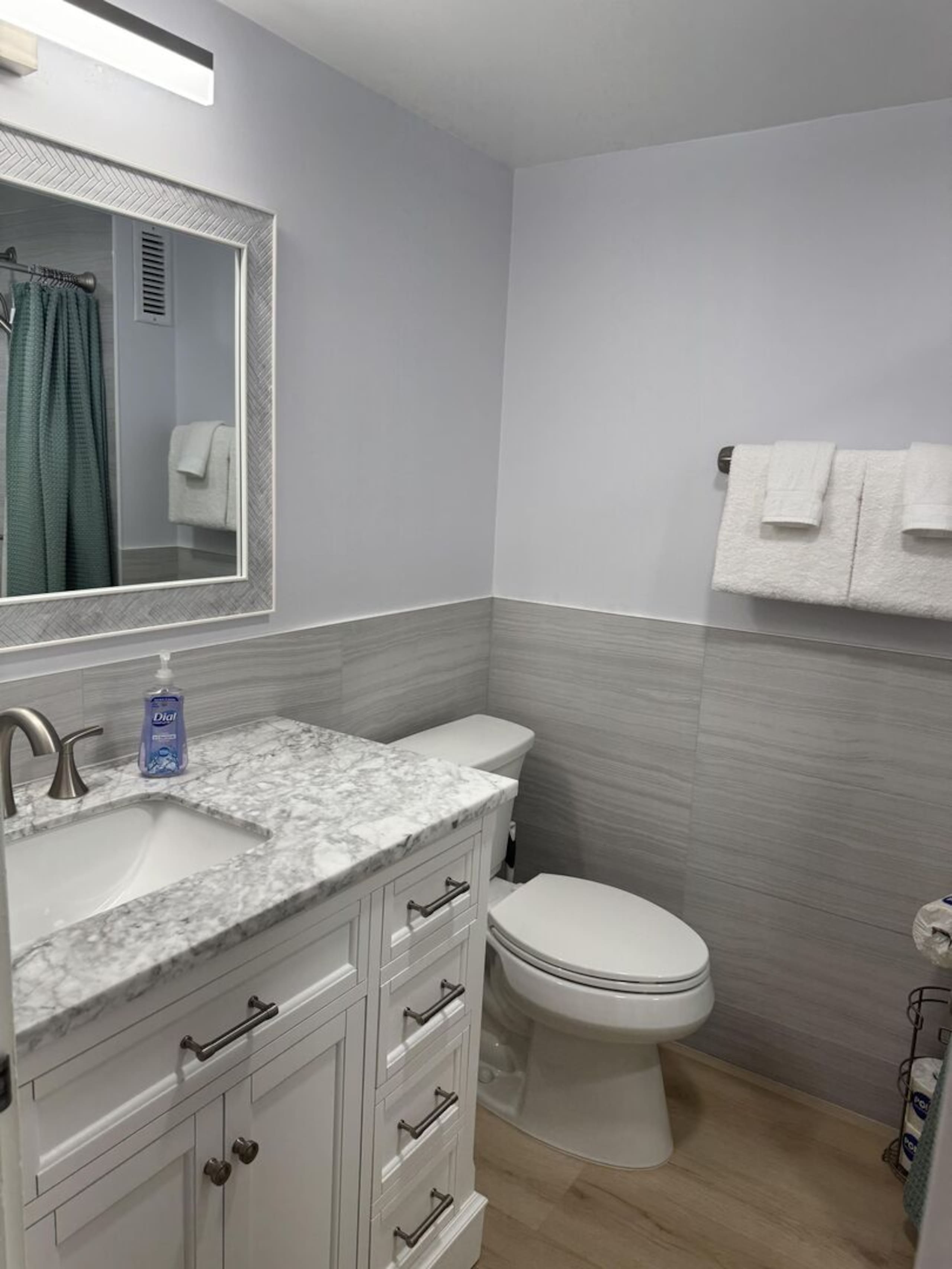Condo in Honolulu · ★4.84 · 1 bedroom · 1 bed · 1 private bath - Image 11