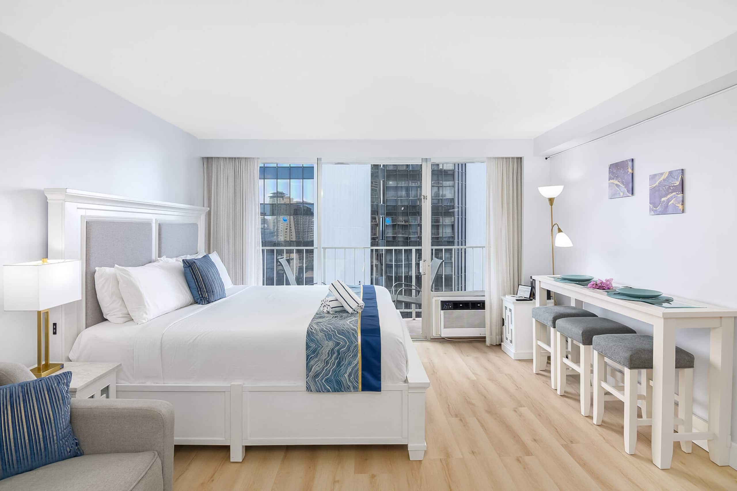 Condo in Honolulu · ★4.79 · 1 bedroom · 1 bed · 1 private bath - Image 7
