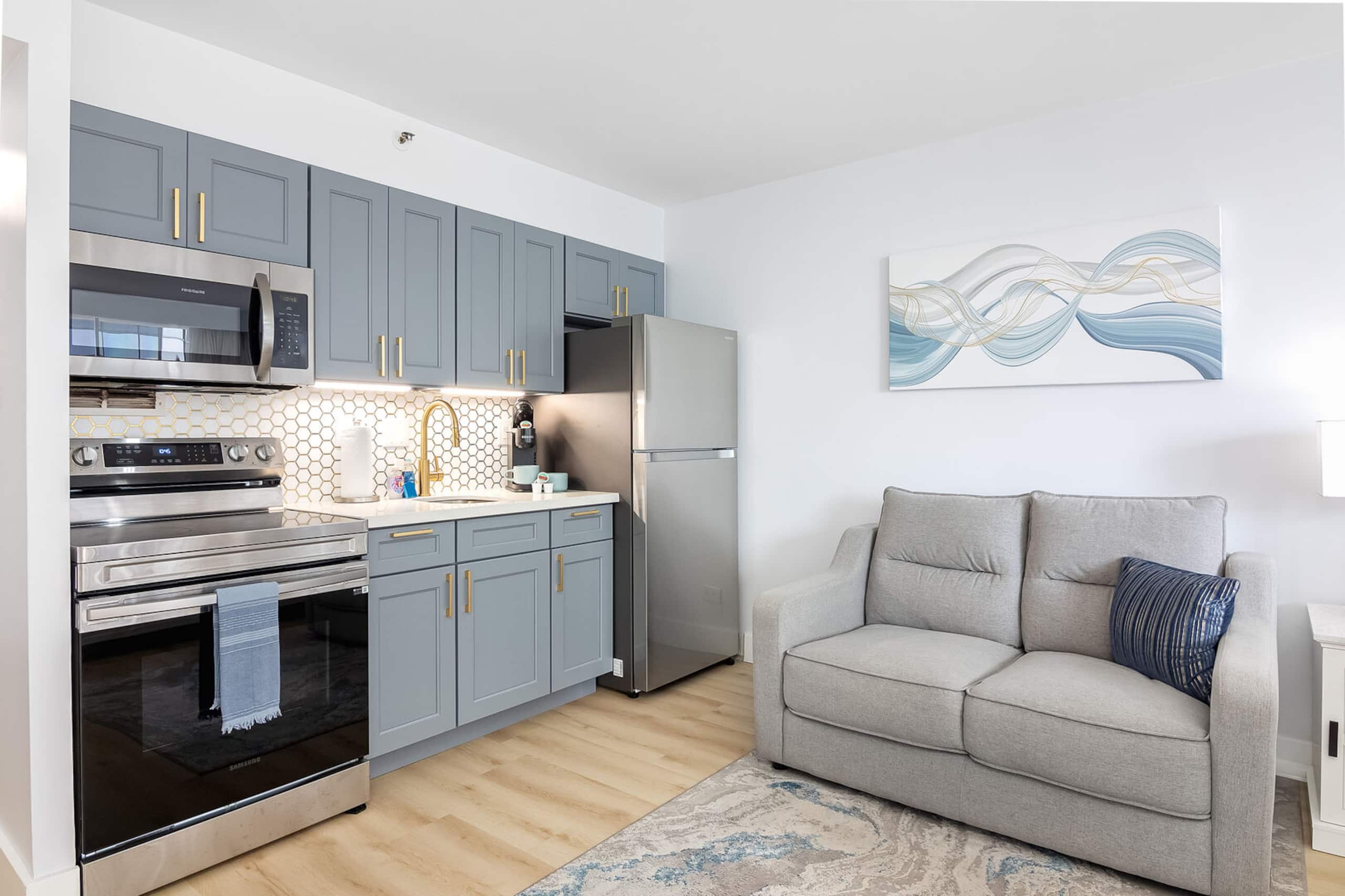 Condo in Honolulu · ★4.79 · 1 bedroom · 1 bed · 1 private bath - Image 19