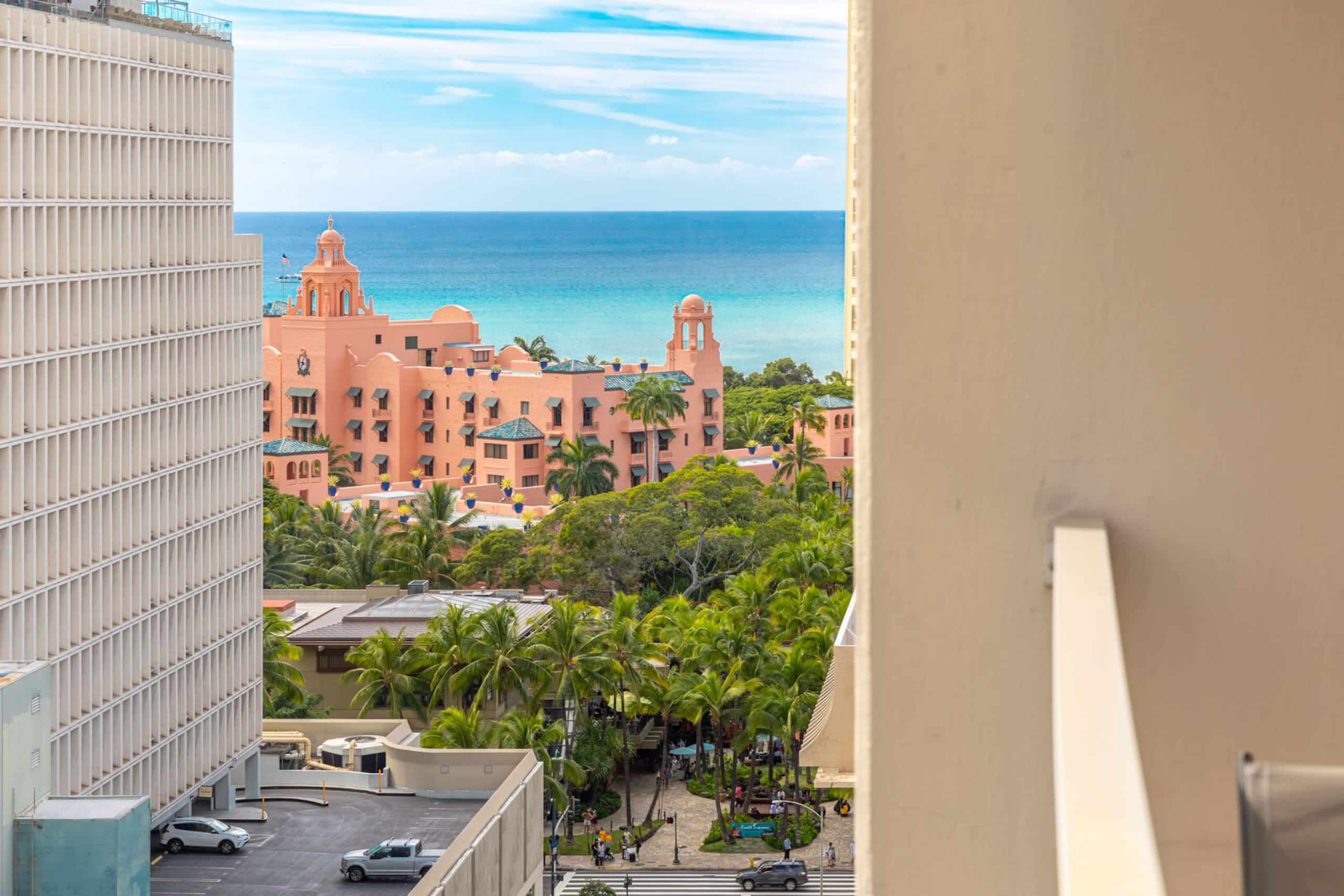 Condo in Honolulu · ★4.79 · 1 bedroom · 1 bed · 1 private bath - Image 32