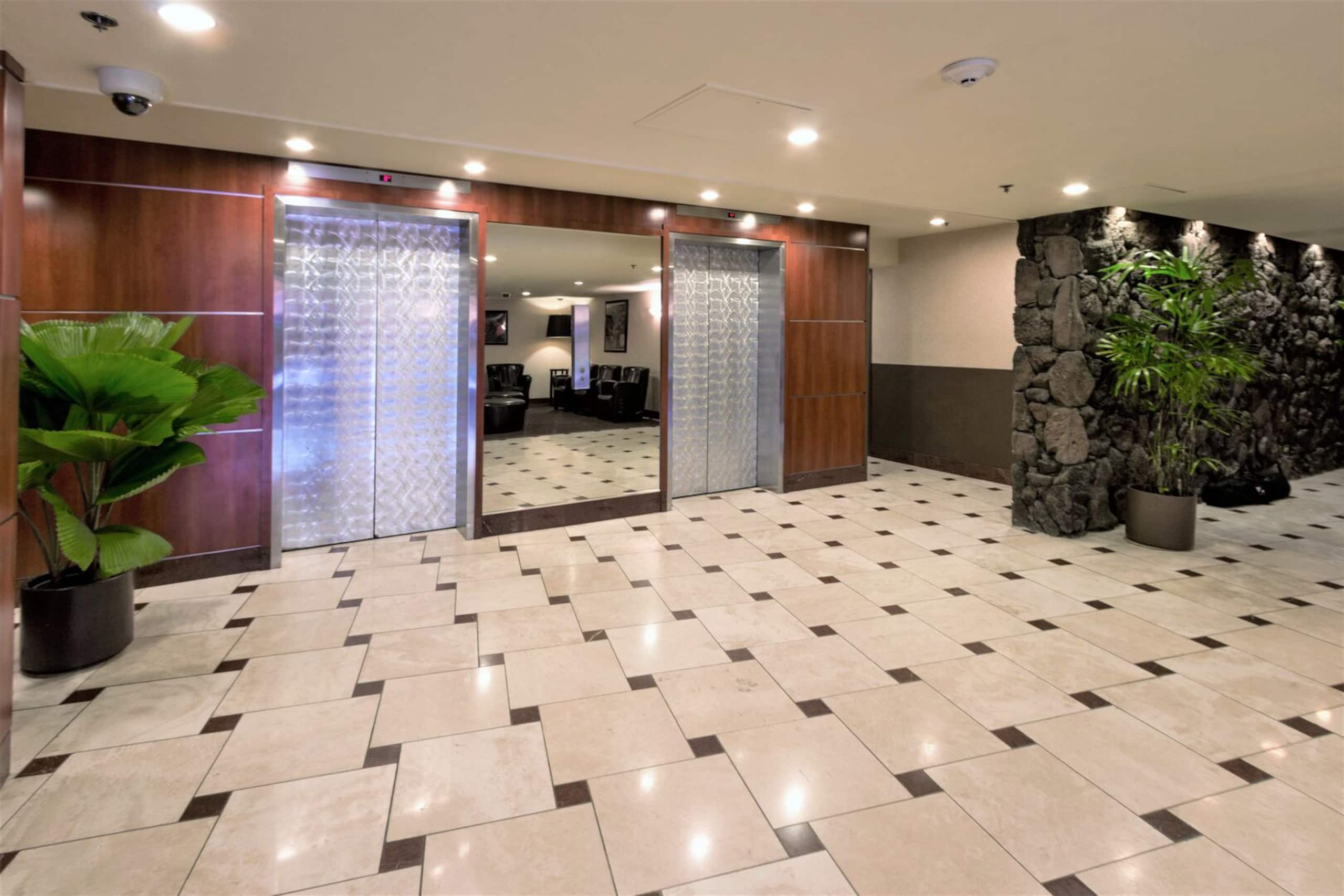 Condo in Honolulu · ★4.79 · 1 bedroom · 1 bed · 1 private bath - Image 40