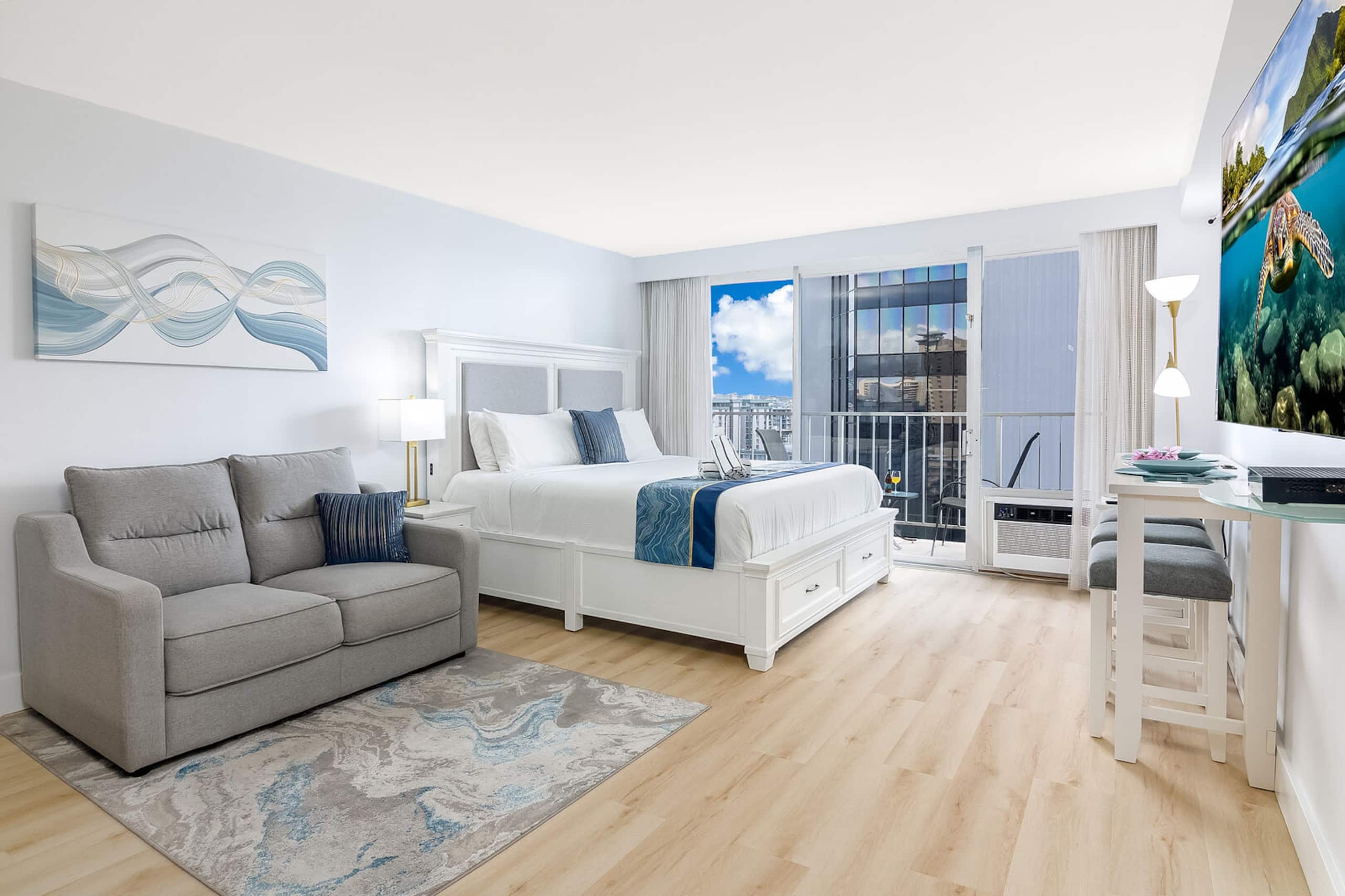 Condo in Honolulu · ★4.79 · 1 bedroom · 1 bed · 1 private bath - Image 1