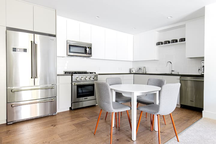 Blueground | Menlo Park, pool, w/d, gym gallery image 4