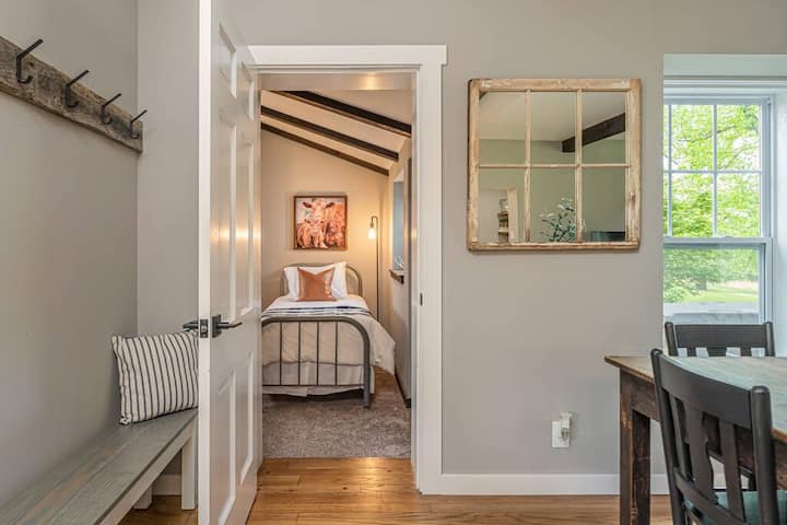 Soba s 2 odvojena kreveta Ulaz