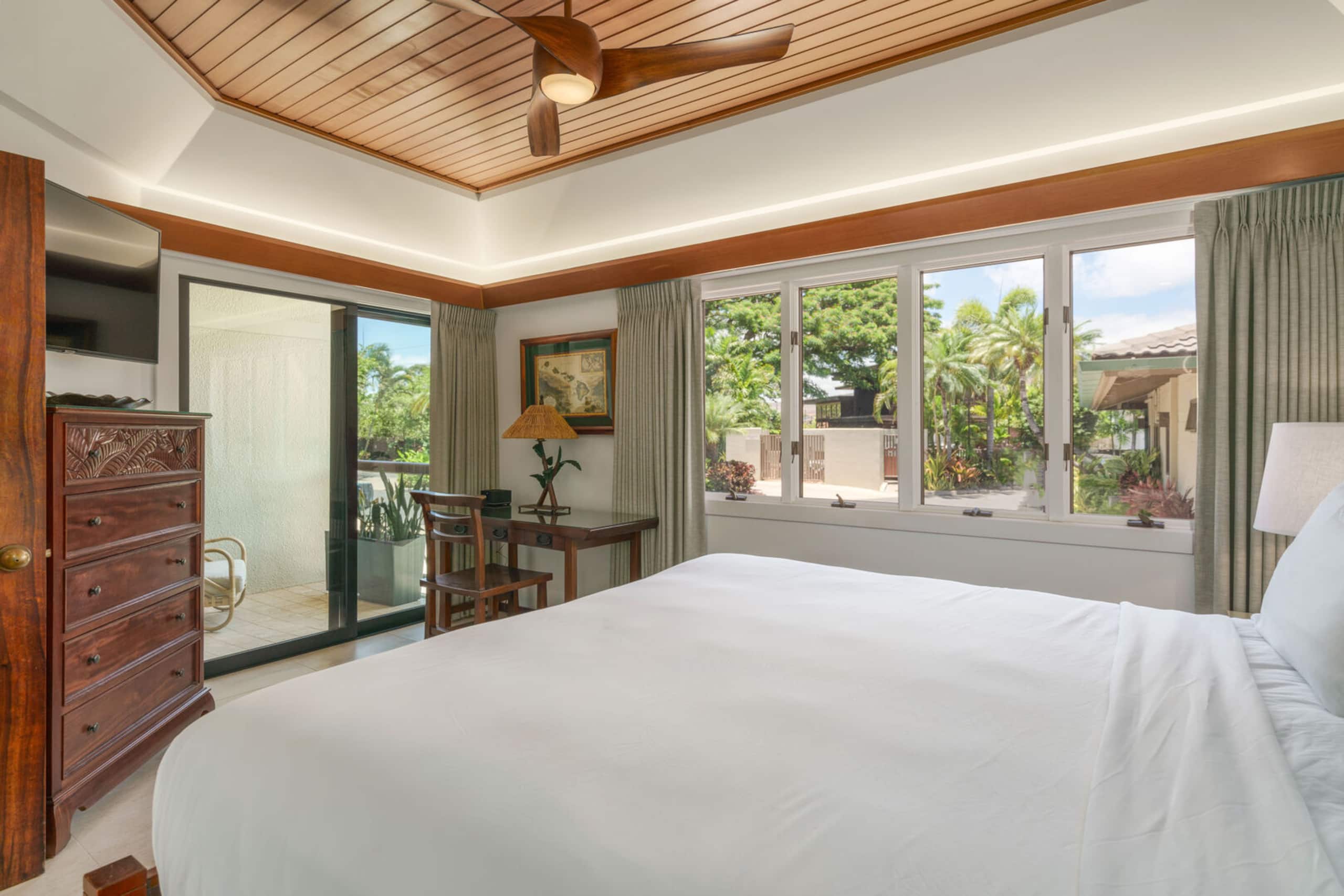 Condo in Lahaina · ★5.0 · 3 bedrooms · 4 beds · 2 baths - Image 37