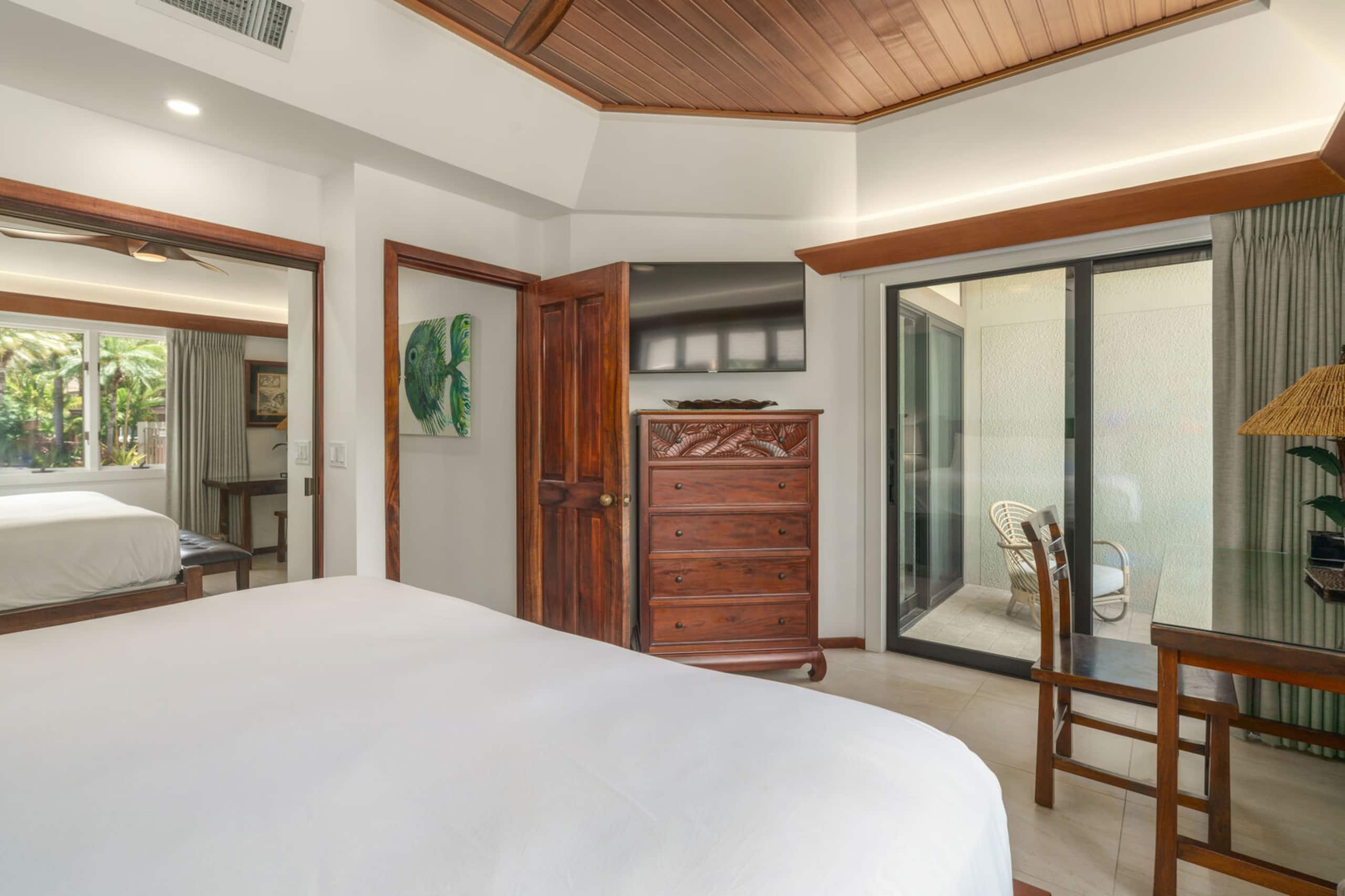 Condo in Lahaina · ★5.0 · 3 bedrooms · 4 beds · 2 baths - Image 36