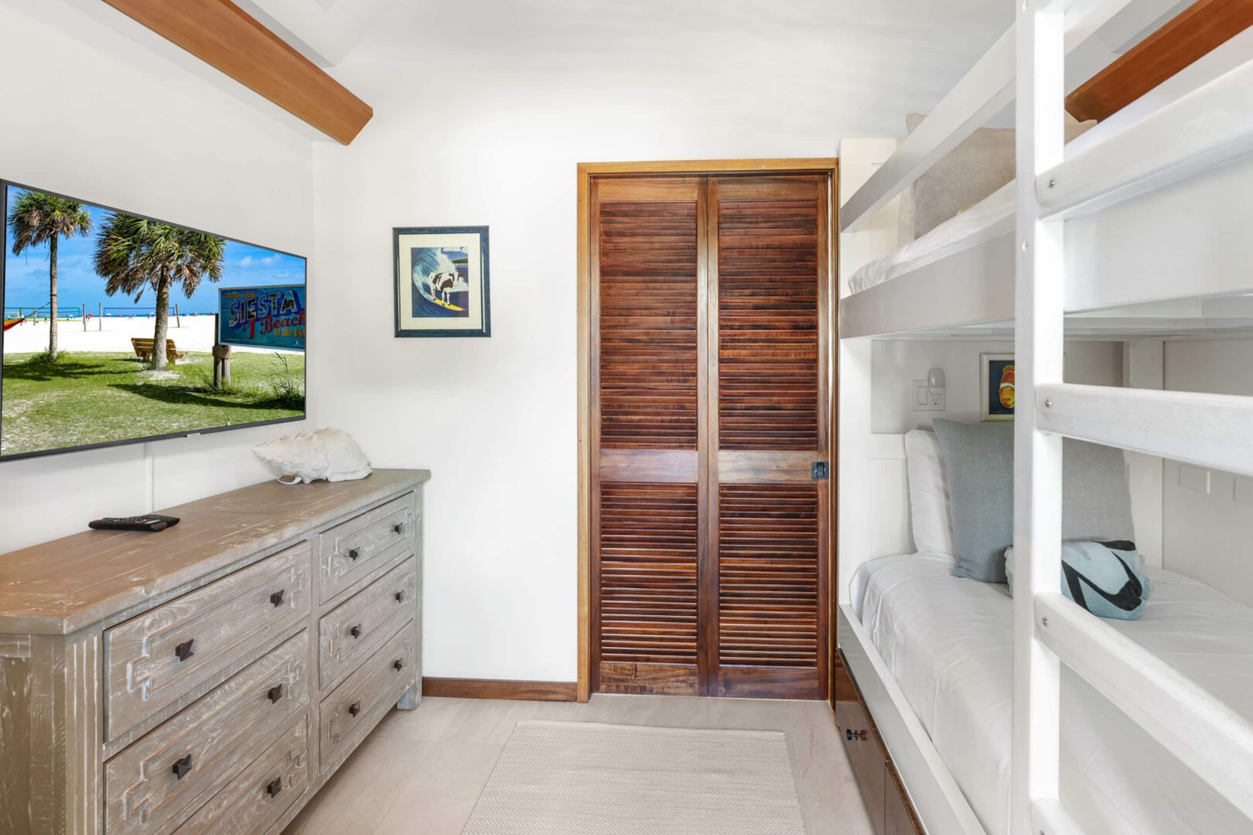 Condo in Lahaina · ★5.0 · 3 bedrooms · 4 beds · 2 baths - Image 42