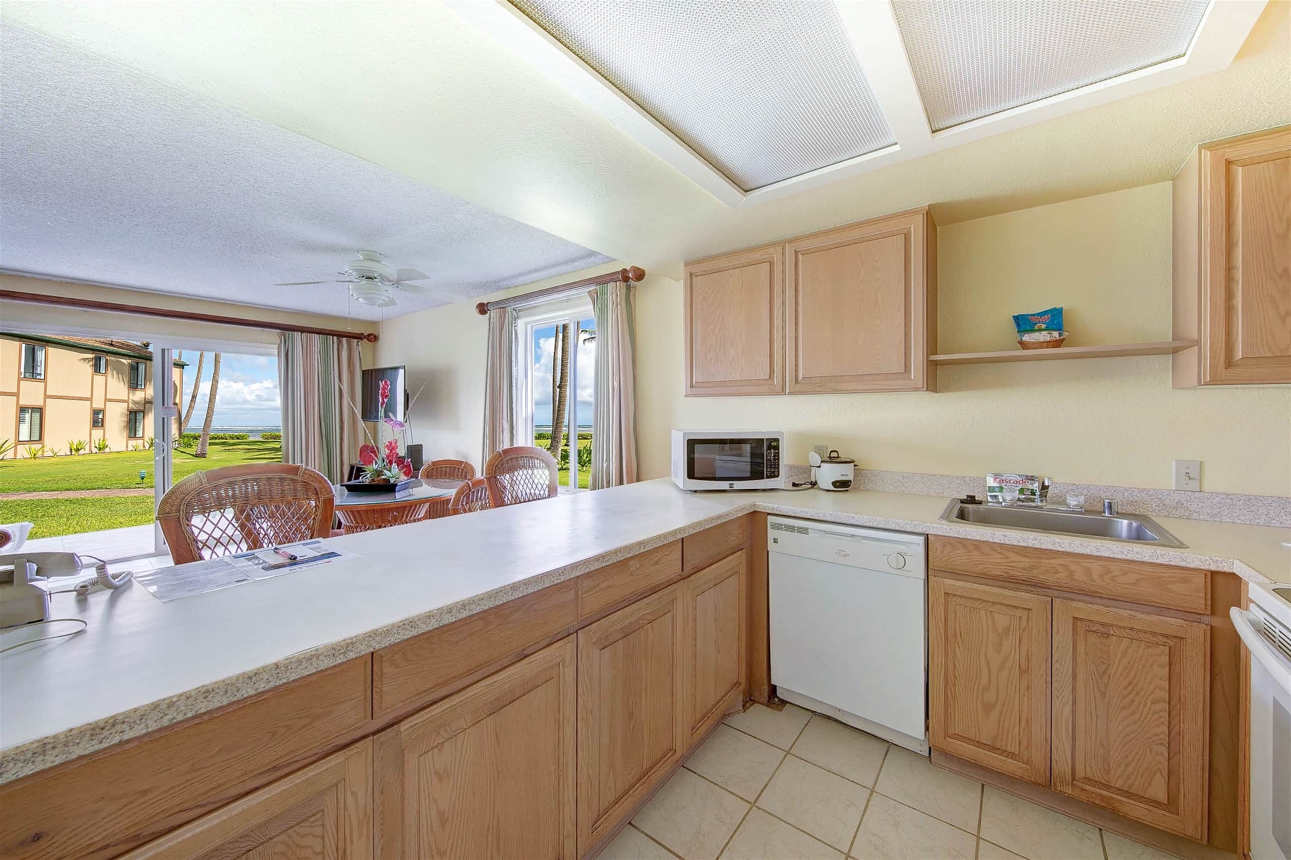 Condo in Kapaa · ★4.42 · 2 bedrooms · 3 beds · 2 shared baths - Image 6