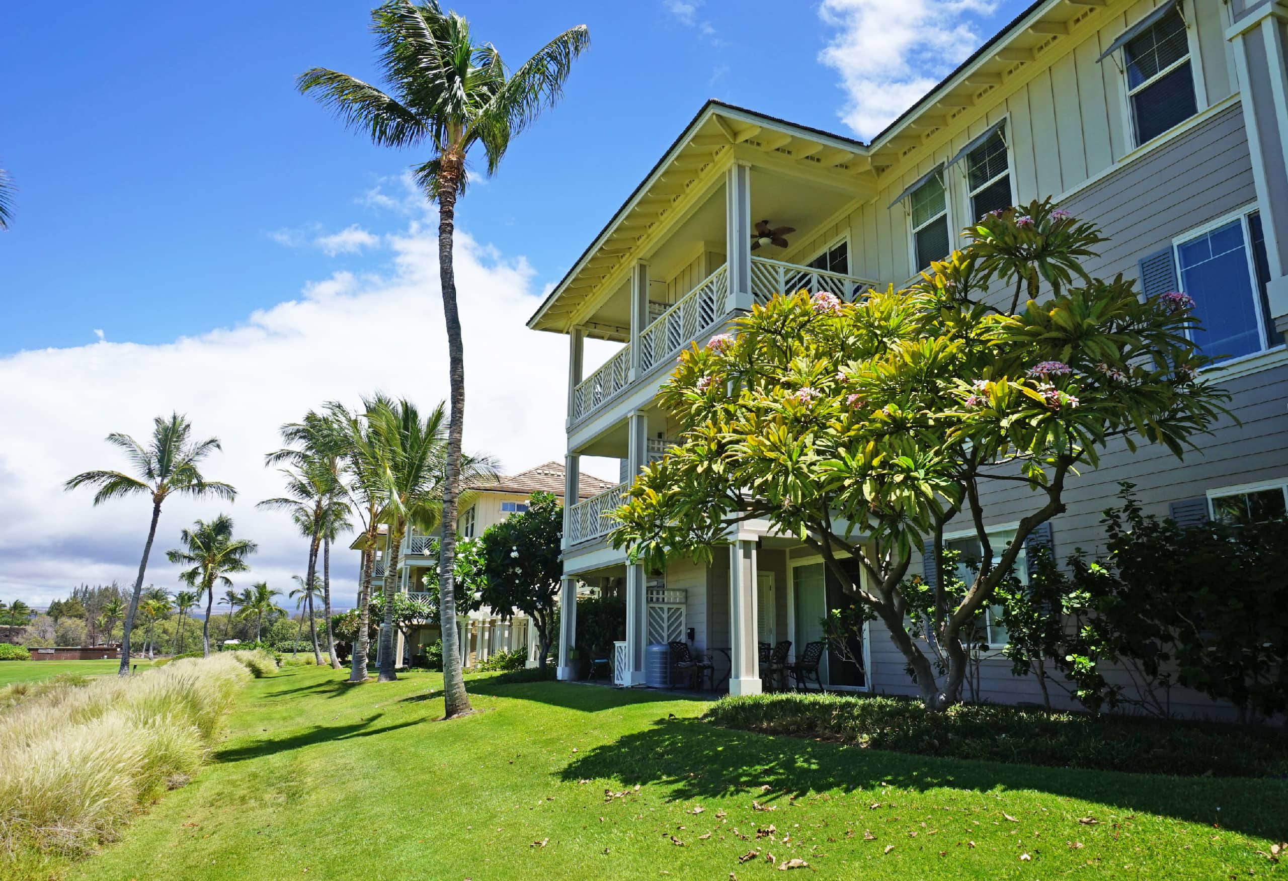 Renovated Resort Penthouse Near Shops & Beach - Photo 31
