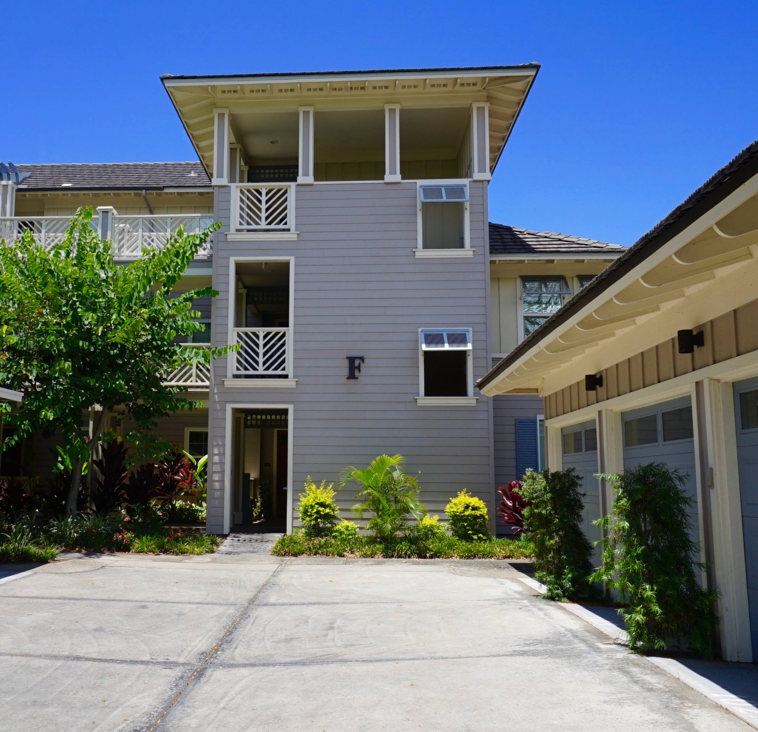 Renovated Resort Penthouse Near Shops & Beach - Photo 32