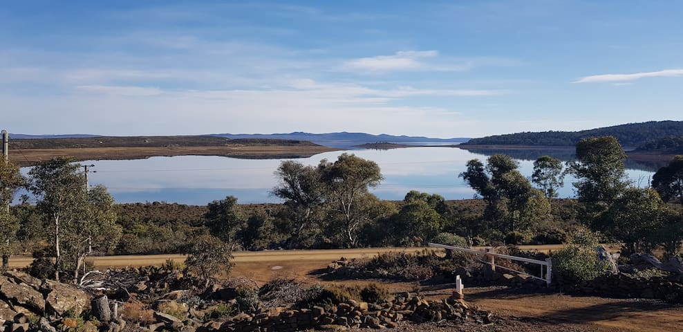 Lakefront Retreat with Aurora Views