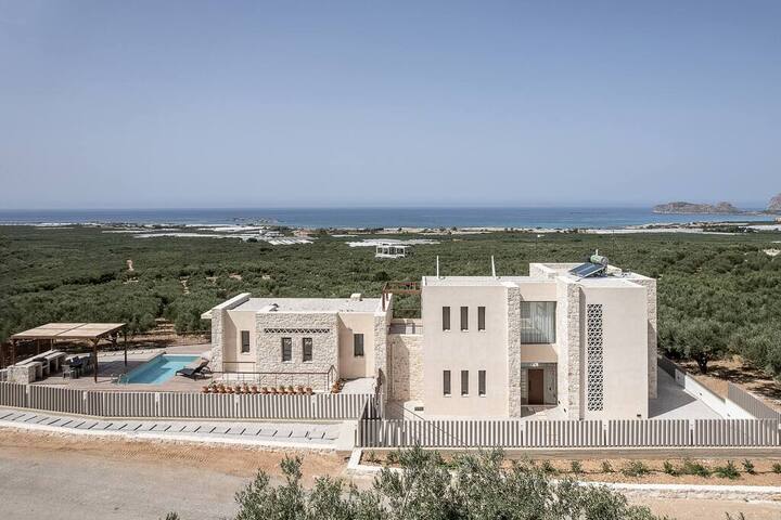 Villa Melissa 3, Spacious villa, private pool, BBQ gallery image 3