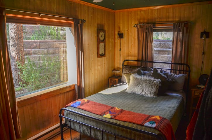 Krissy And Kyle managed Airbnb listing 3